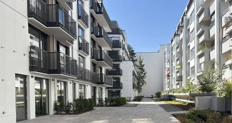 Maybachufer: 2-Zimmer-Wohnung mit Süd-Ost Balkon — photo 1